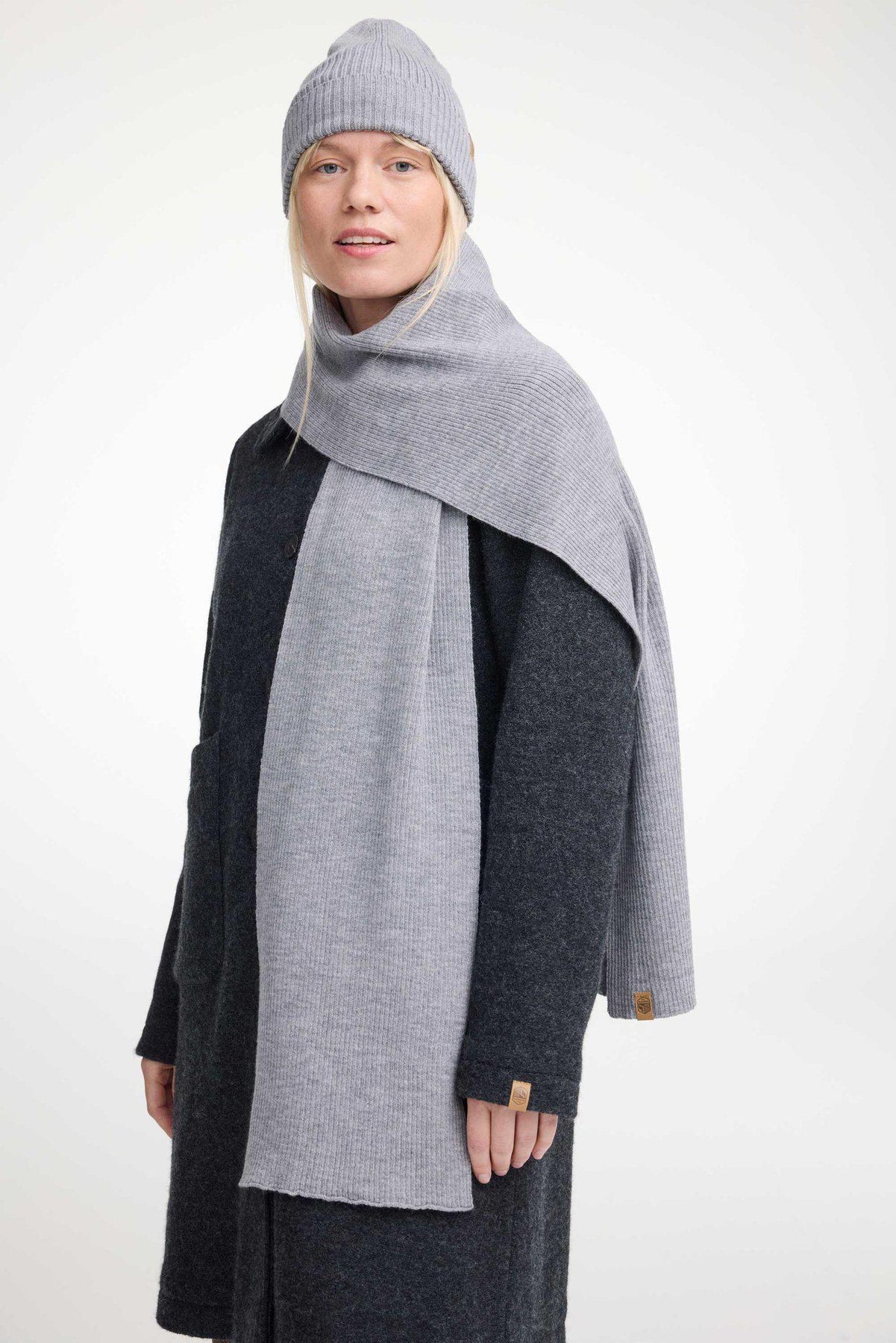 Ivanhoe of sweden Gelu Shawl