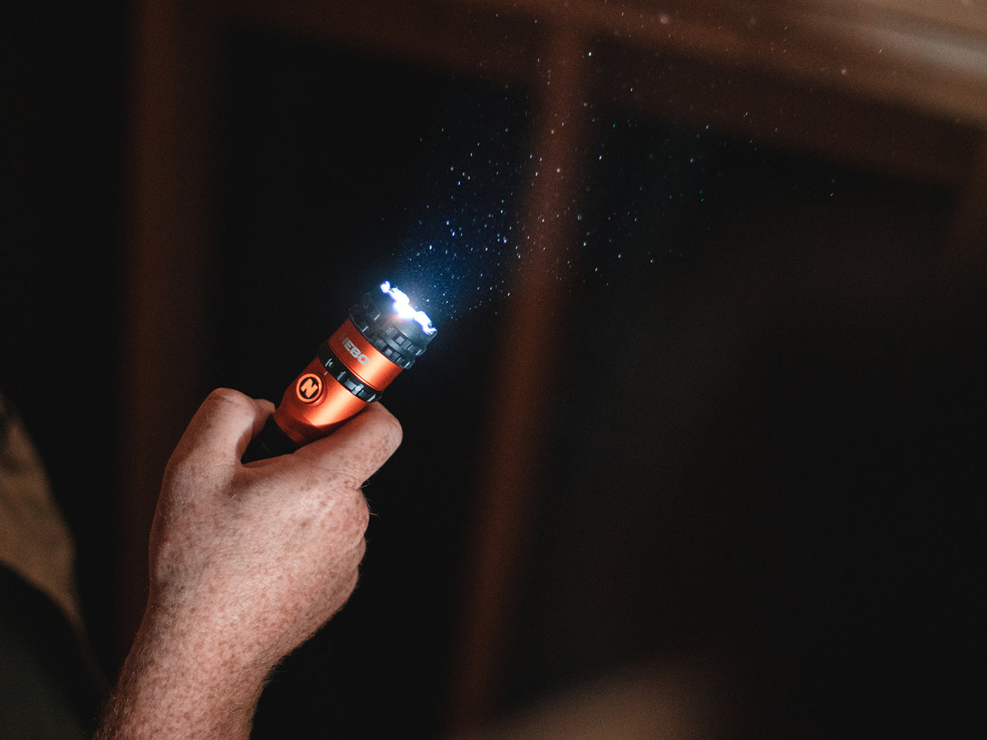 Nebo Master serie FL1500 oplaadbare zaklamp