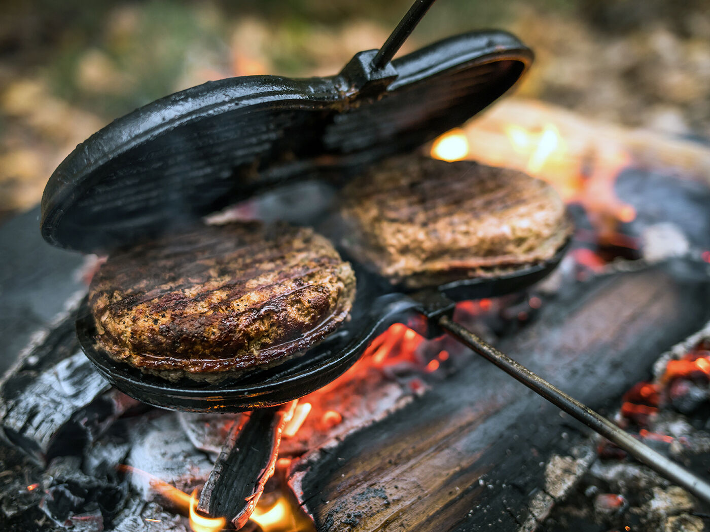 Petromax Gietijzeren Hamburgerijzer.