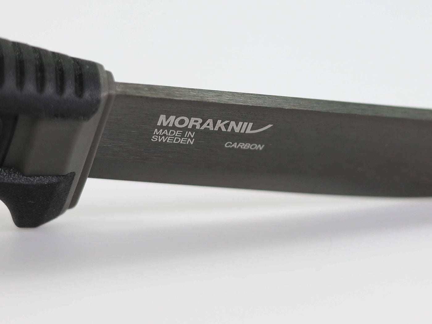 Mora kniv Amberg blackblade (C) Blackskies outdoormes