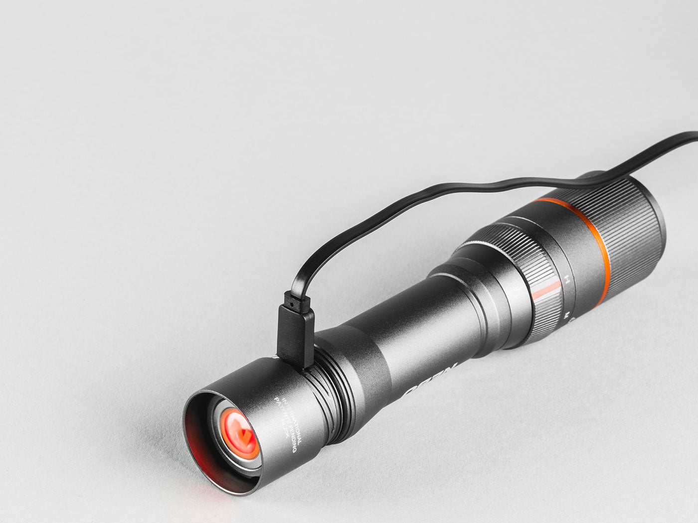 Nebo Davinci 1000 Lumen oplaadbare zaklamp