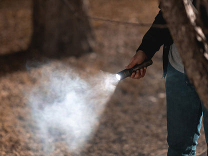 Nebo Davinci 2000 Lumen oplaadbare zaklamp